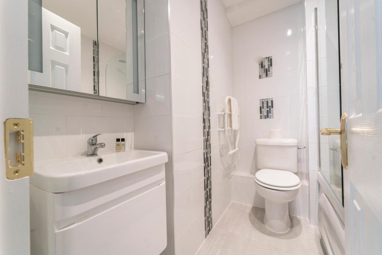 Luxurious Seaside Apartment Galway Extérieur photo
