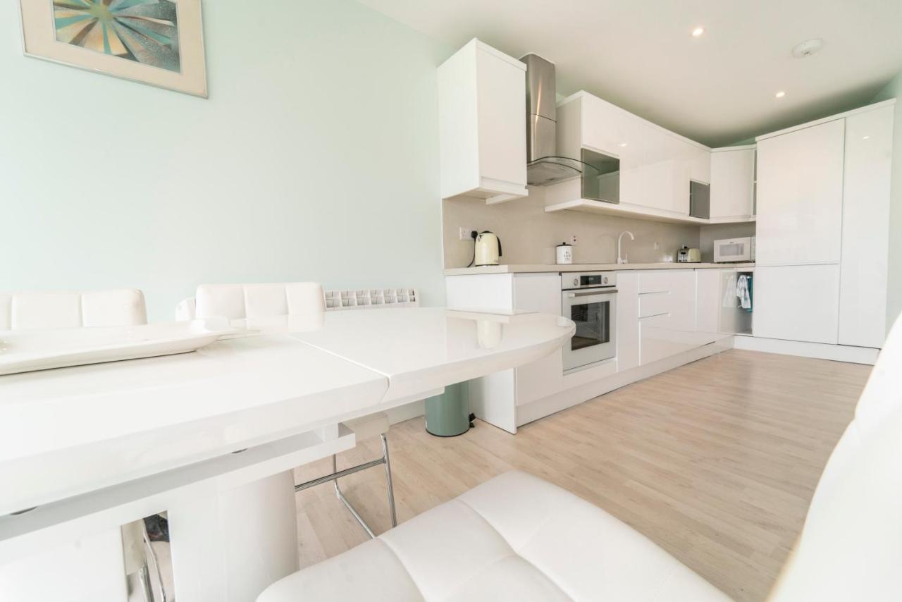 Luxurious Seaside Apartment Galway Extérieur photo