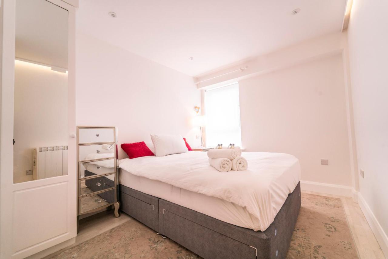 Luxurious Seaside Apartment Galway Extérieur photo